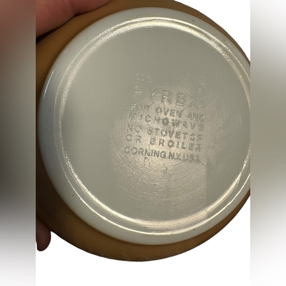 Pyrex Woodland Nesting Mixing Bowl #402 Tan White 1.5 L Great Condition - Picture 7 of 9